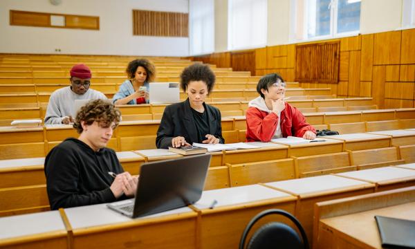 Blended Intensive Program-BIP - &ldquo;Understanding research on neurocognitive and digital dimensions of reading, reading difficulties and online reading comprehension&rdquo; - Universit&agrave; di Jyv&auml;skyl&auml;